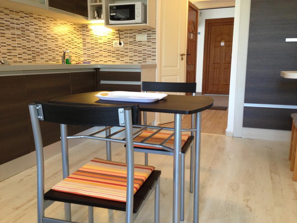 Lovagvar Apartments Гюла Стая снимка