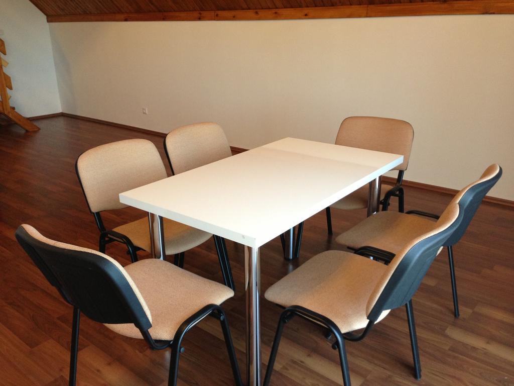 Lovagvar Apartments Гюла Стая снимка