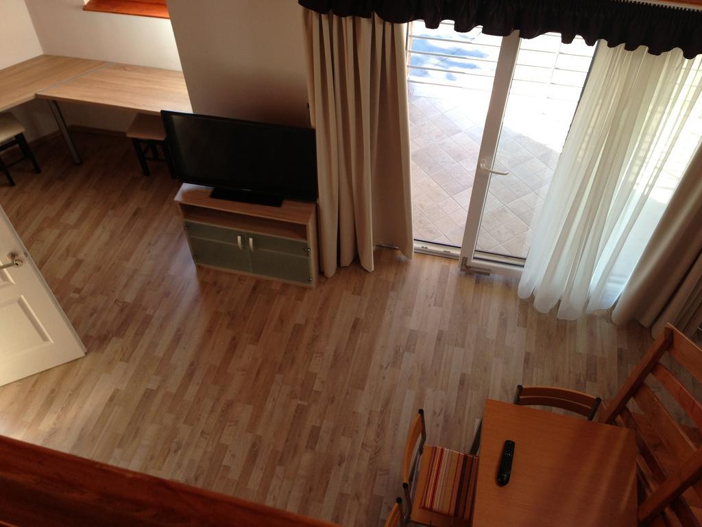 Lovagvar Apartments Гюла Екстериор снимка